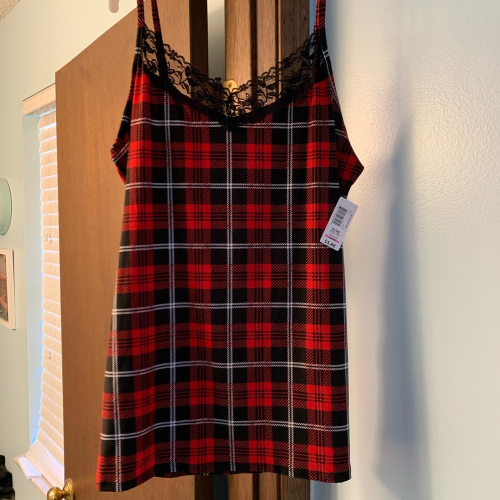 No Boundaries Red & Black Plaid XL Camisole